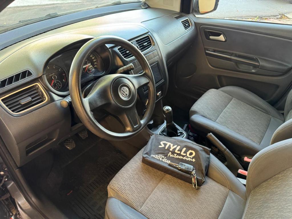 VOLKSWAGEN Fox - Foto