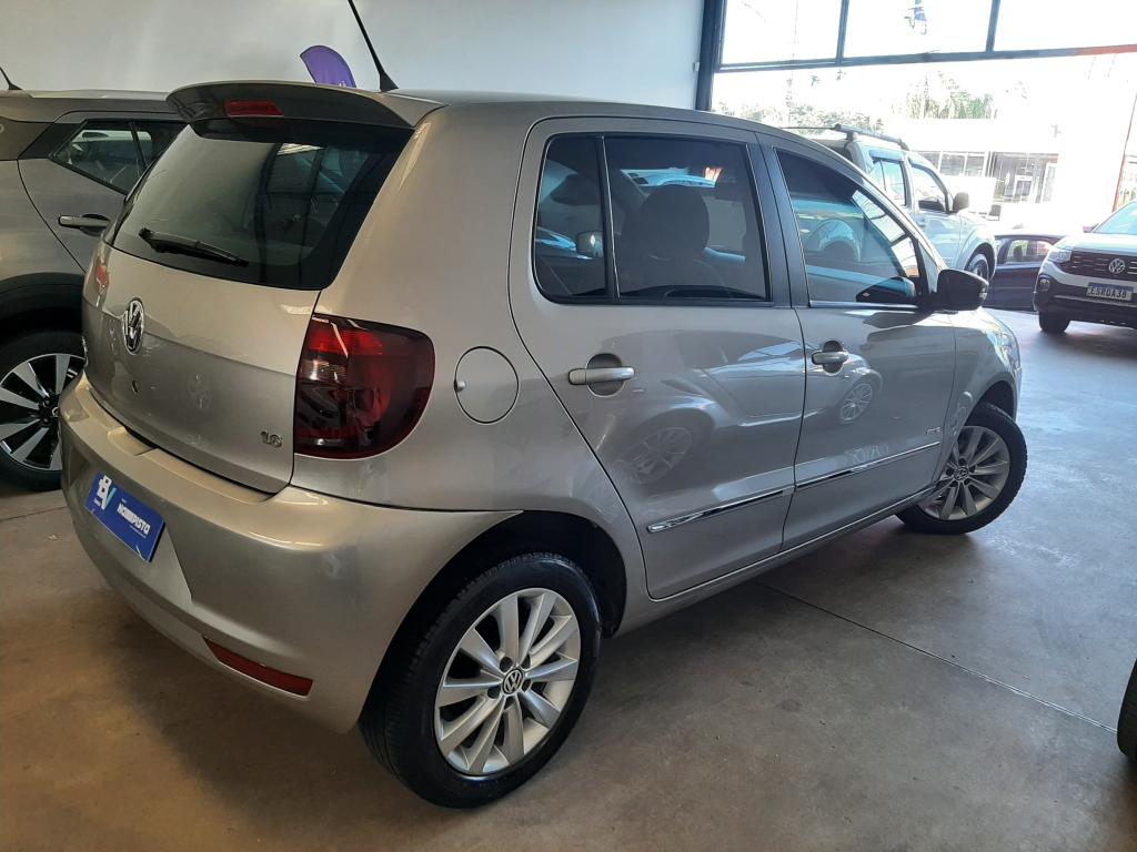 VOLKSWAGEN Fox - Foto