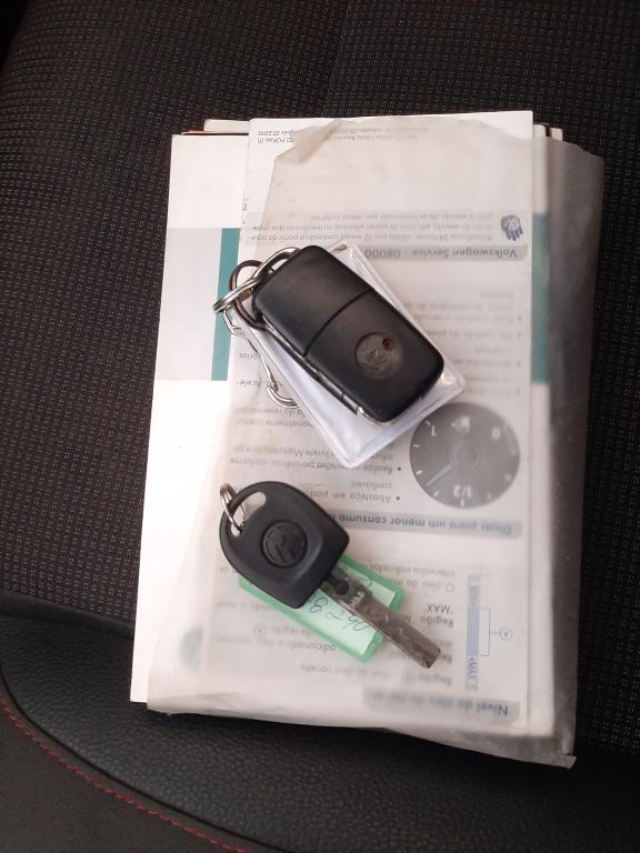 VOLKSWAGEN Fox - Foto