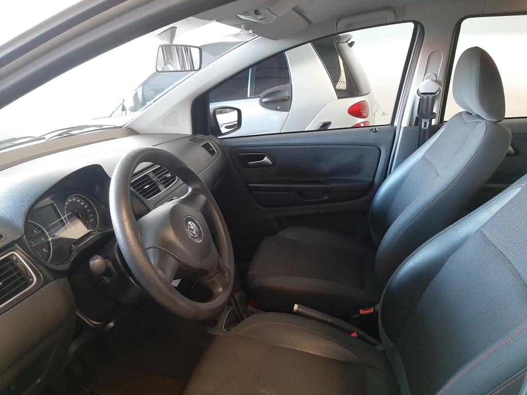 VOLKSWAGEN Fox - Foto
