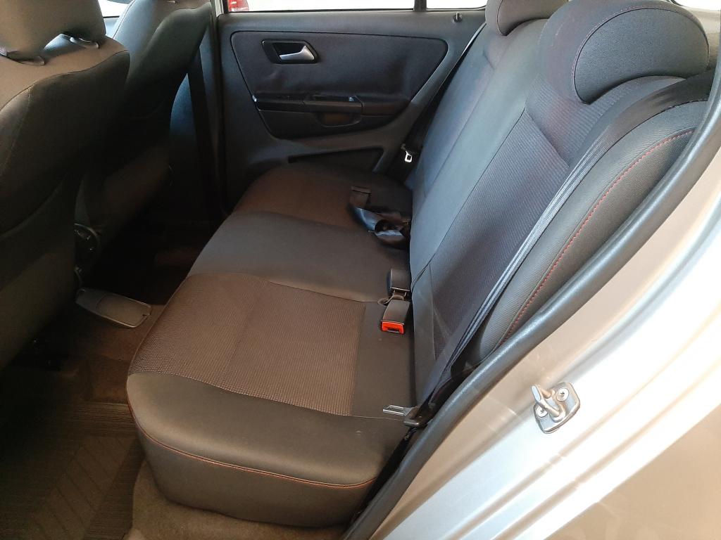 VOLKSWAGEN Fox - Foto