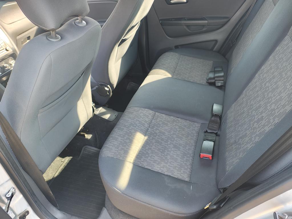 VOLKSWAGEN Fox - Foto