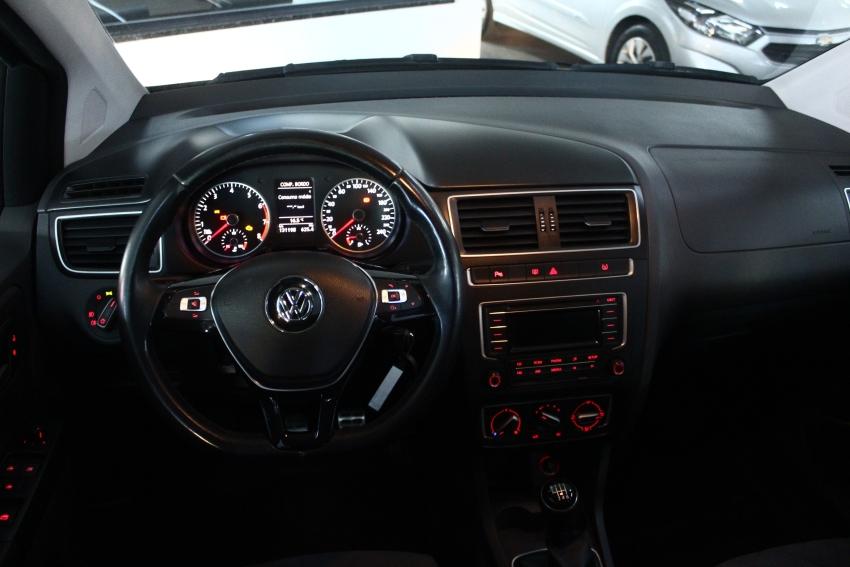 VOLKSWAGEN Fox - Foto