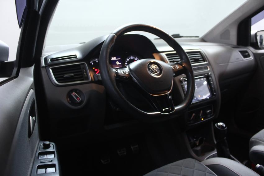 VOLKSWAGEN Fox - Foto