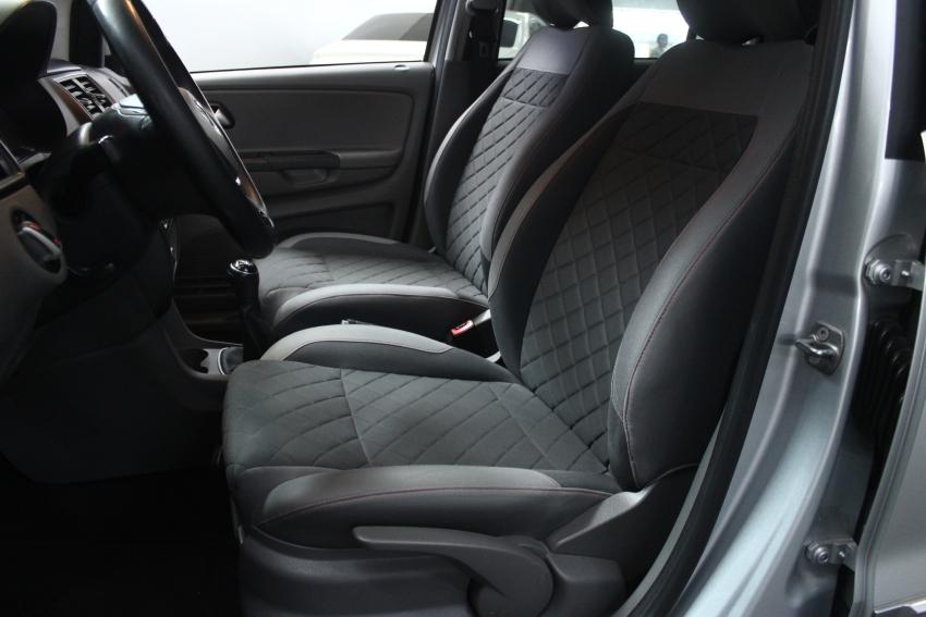 VOLKSWAGEN Fox - Foto