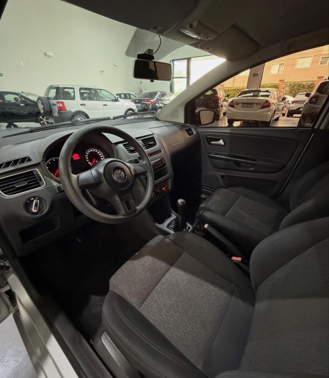 VOLKSWAGEN Fox - Foto