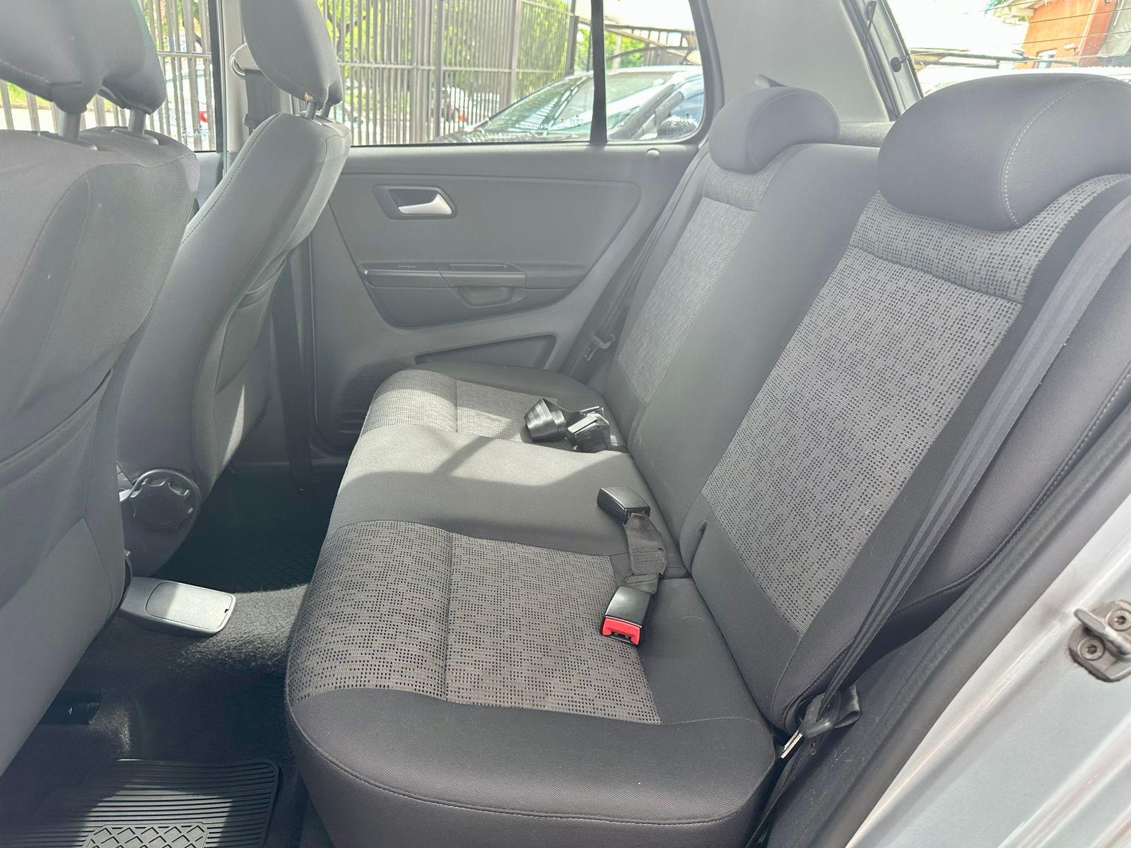 VOLKSWAGEN Fox - Foto