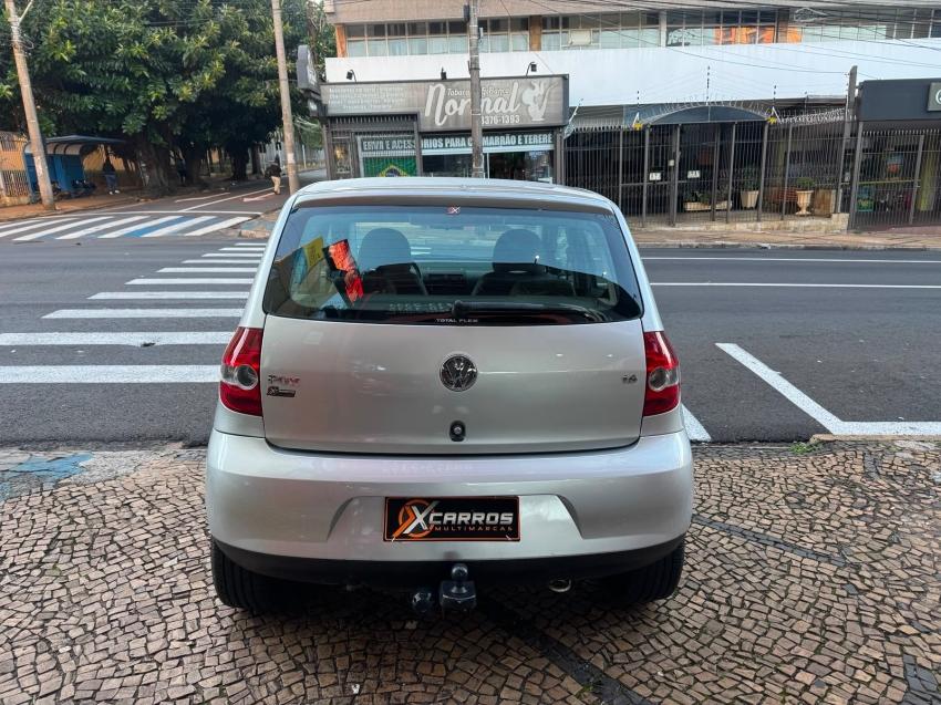 VOLKSWAGEN Fox - Foto