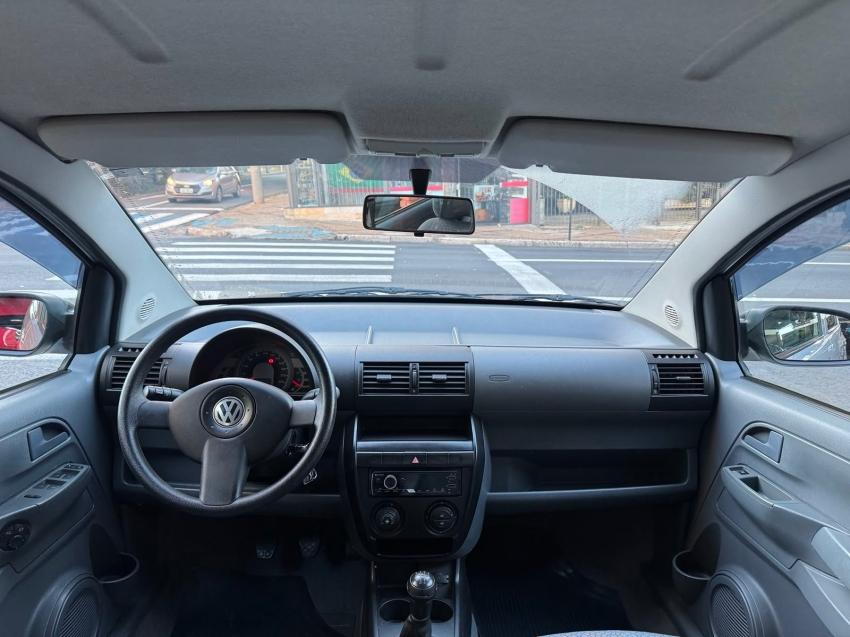 VOLKSWAGEN Fox - Foto
