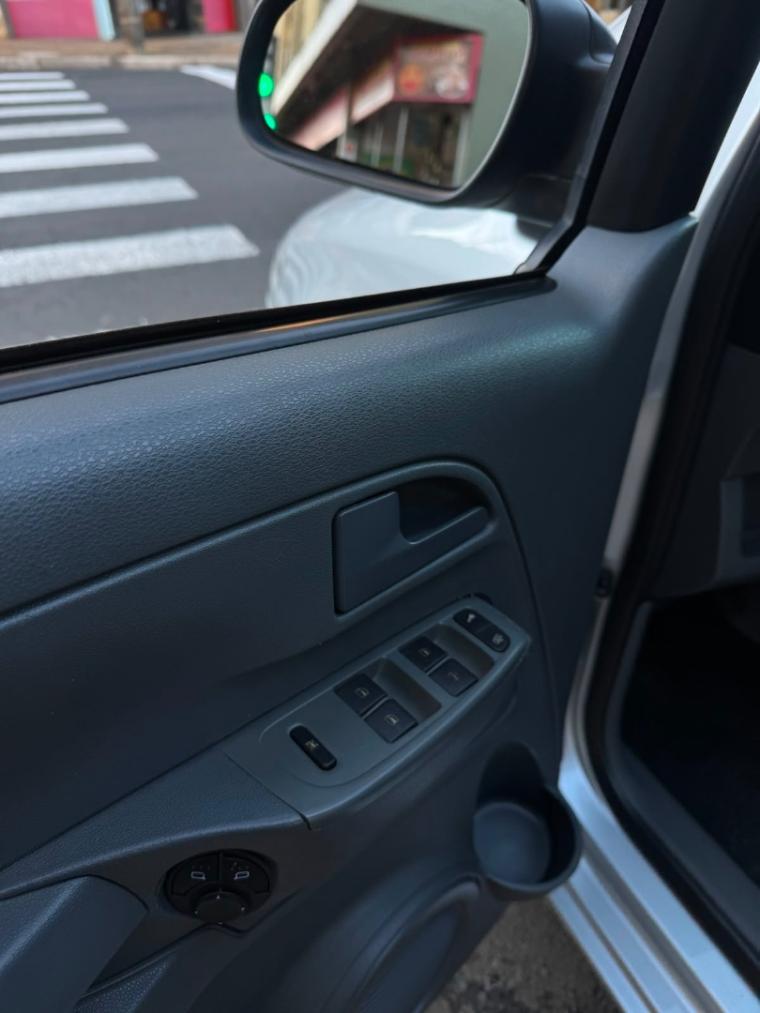 VOLKSWAGEN Fox - Foto