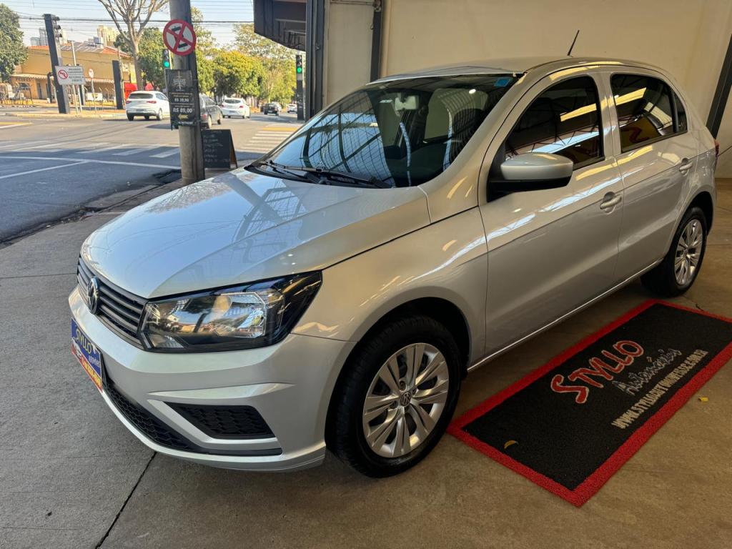 VOLKSWAGEN Gol
