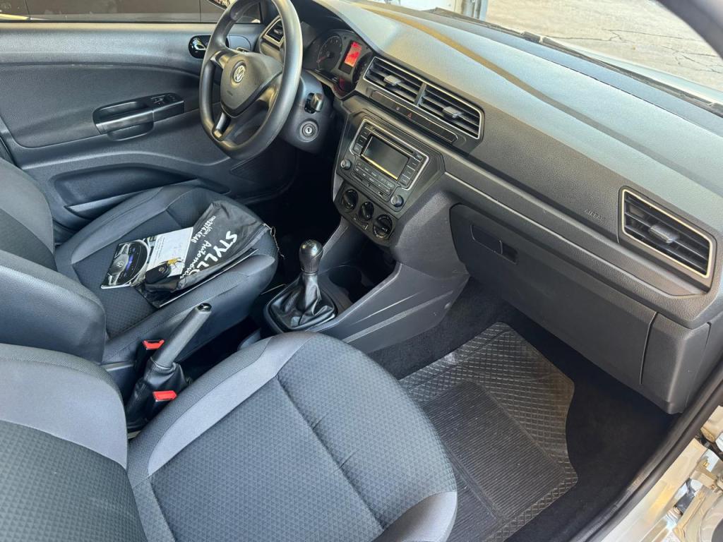 VOLKSWAGEN Gol - Foto