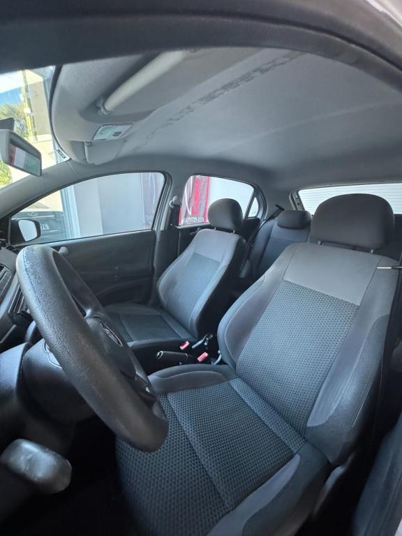 VOLKSWAGEN Gol - Foto