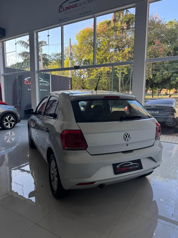 VOLKSWAGEN Gol - Foto