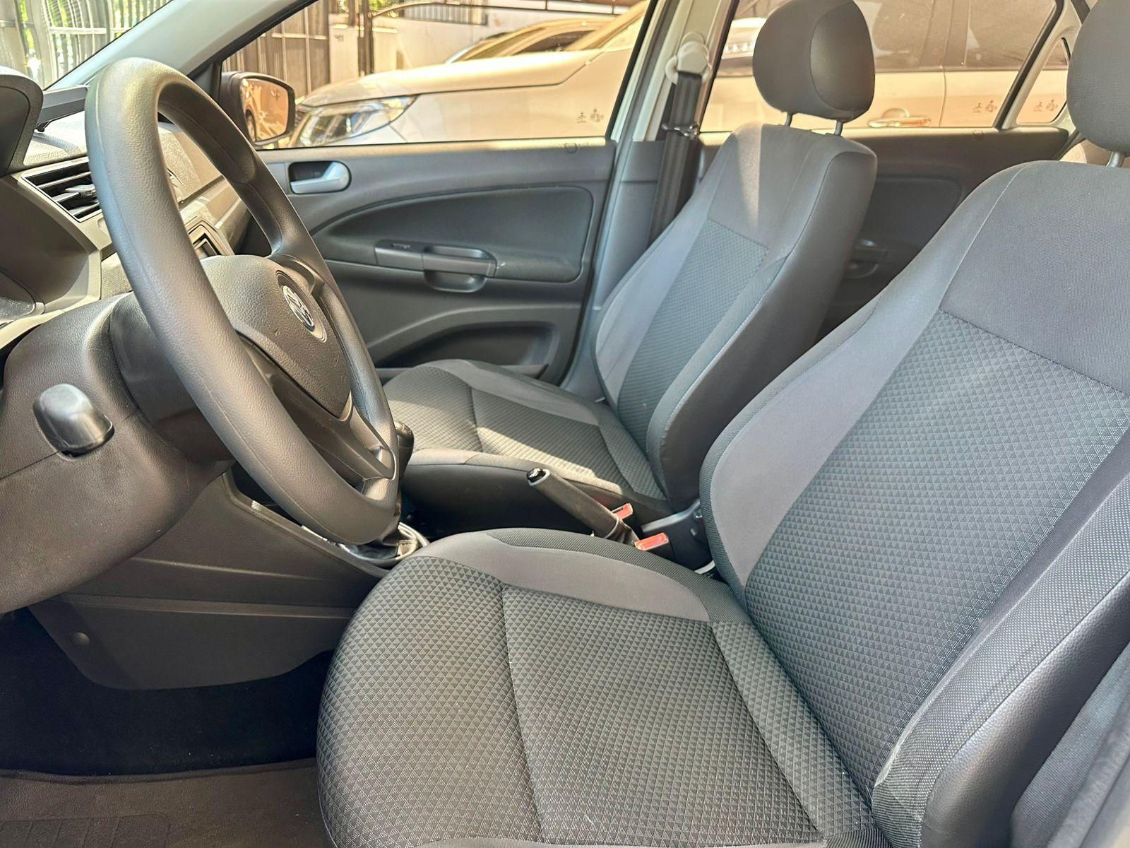 VOLKSWAGEN Gol - Foto