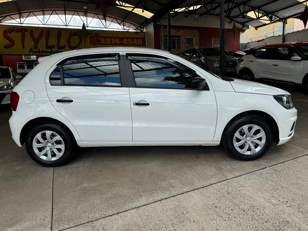 VOLKSWAGEN Gol - Foto