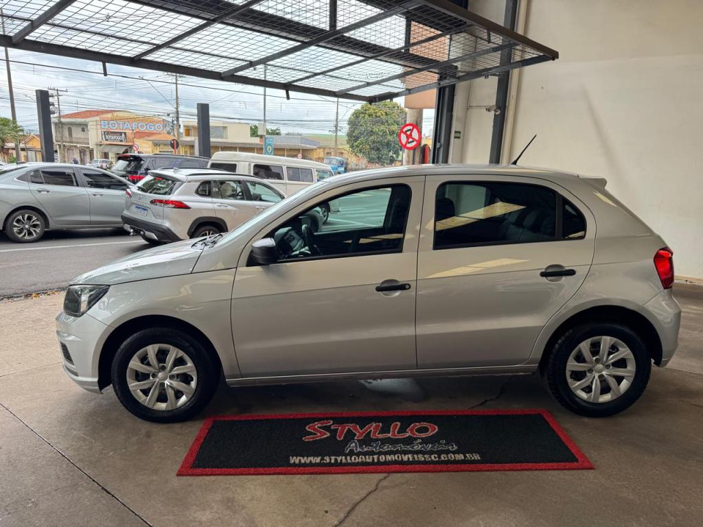 VOLKSWAGEN Gol - Foto