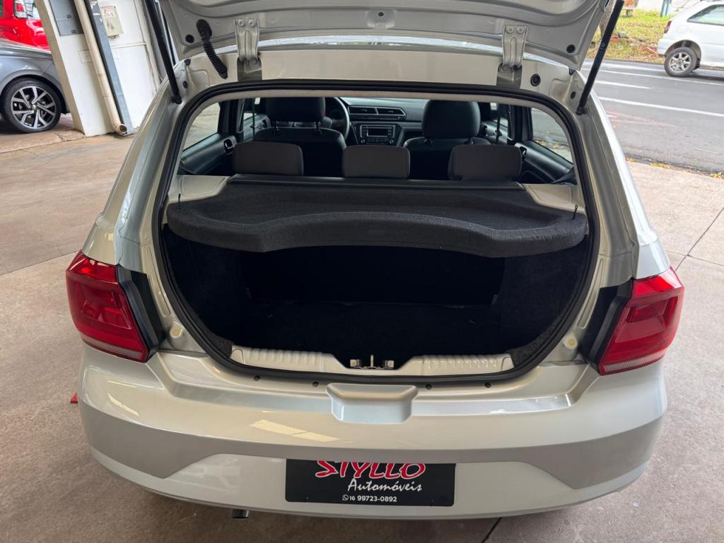 VOLKSWAGEN Gol - Foto