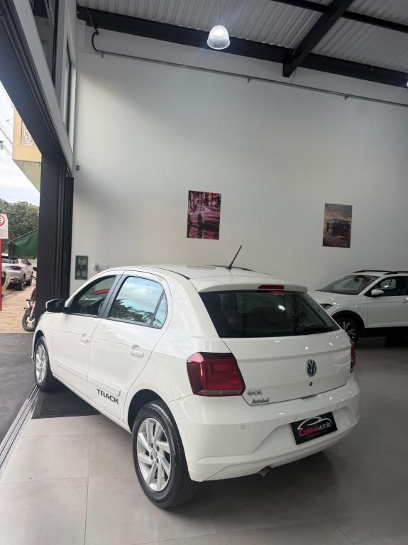 VOLKSWAGEN Gol - Foto