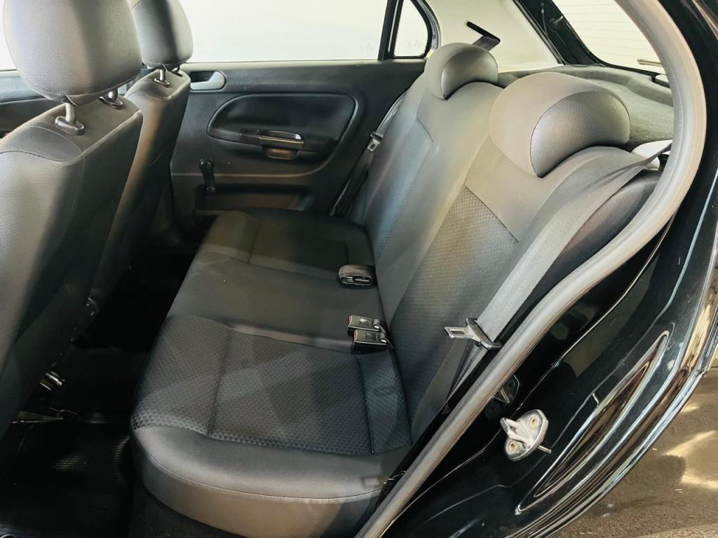 VOLKSWAGEN Gol - Foto