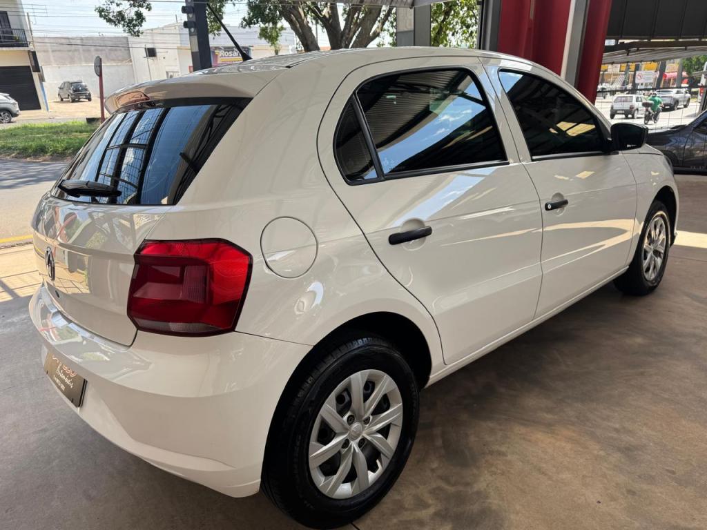 VOLKSWAGEN Gol - Foto