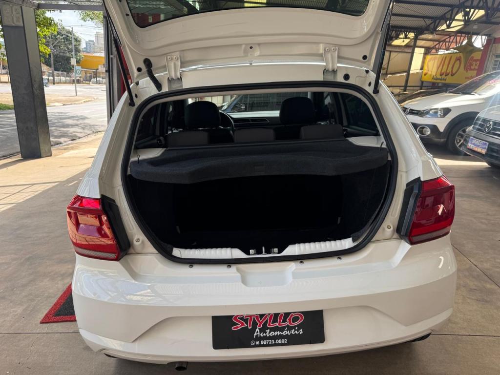 VOLKSWAGEN Gol - Foto