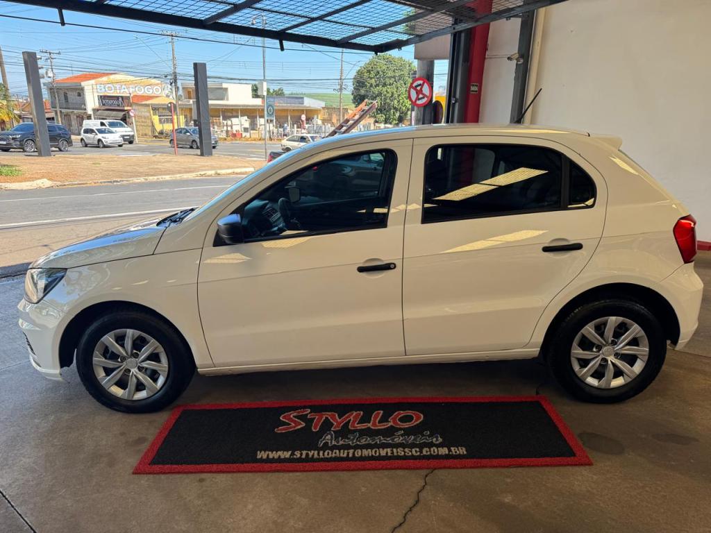 VOLKSWAGEN Gol - Foto