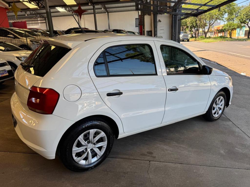VOLKSWAGEN Gol - Foto