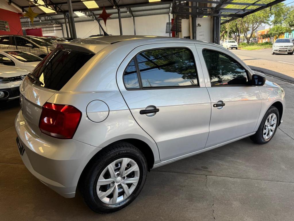 VOLKSWAGEN Gol - Foto