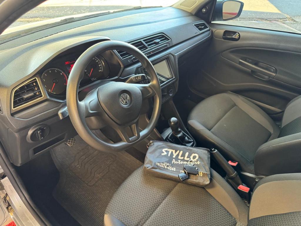VOLKSWAGEN Gol - Foto