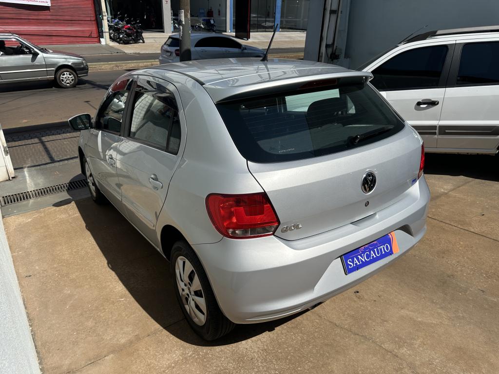 VOLKSWAGEN Gol - Foto