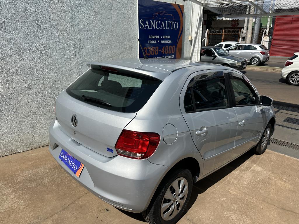 VOLKSWAGEN Gol - Foto