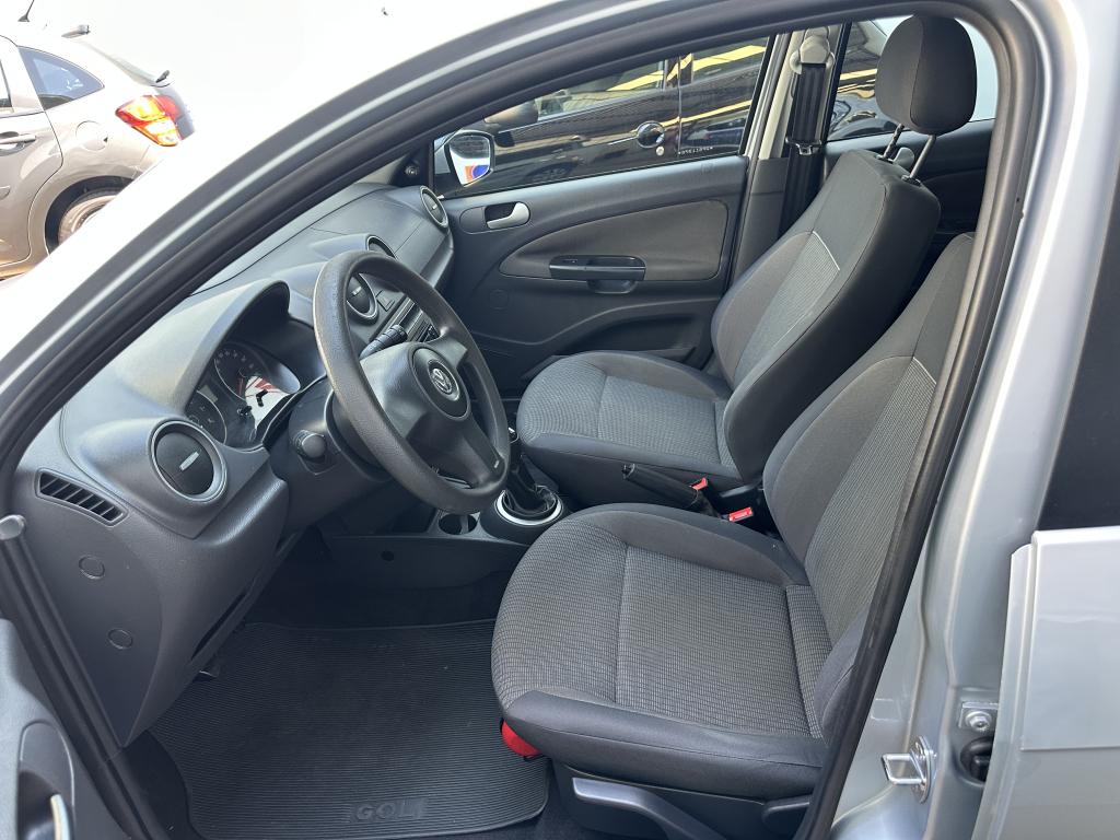VOLKSWAGEN Gol - Foto