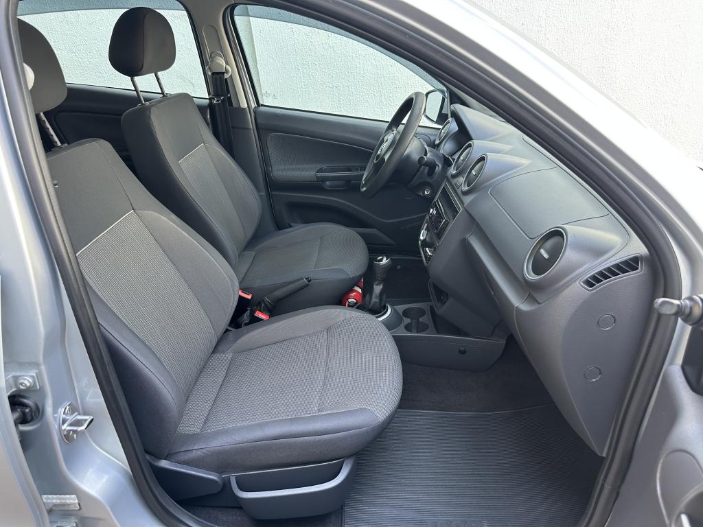 VOLKSWAGEN Gol - Foto