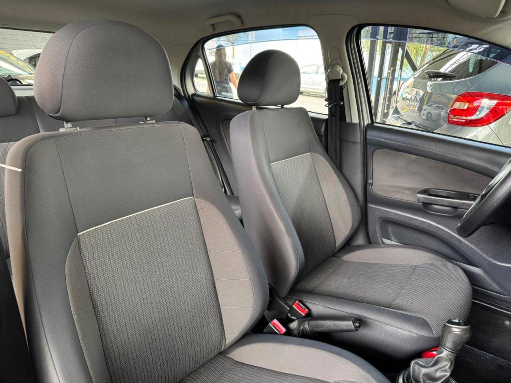 VOLKSWAGEN Gol - Foto