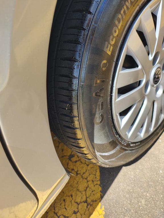 VOLKSWAGEN Gol - Foto