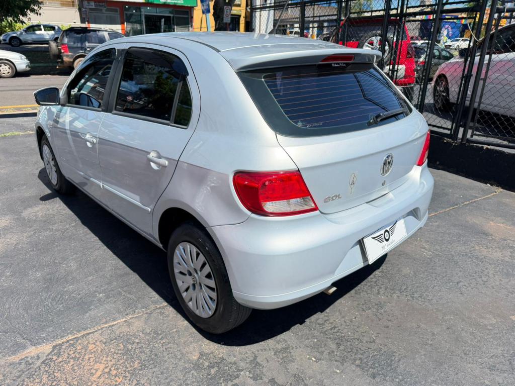 VOLKSWAGEN Gol - Foto
