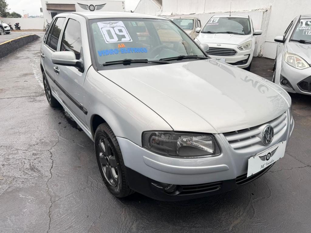 VOLKSWAGEN Gol