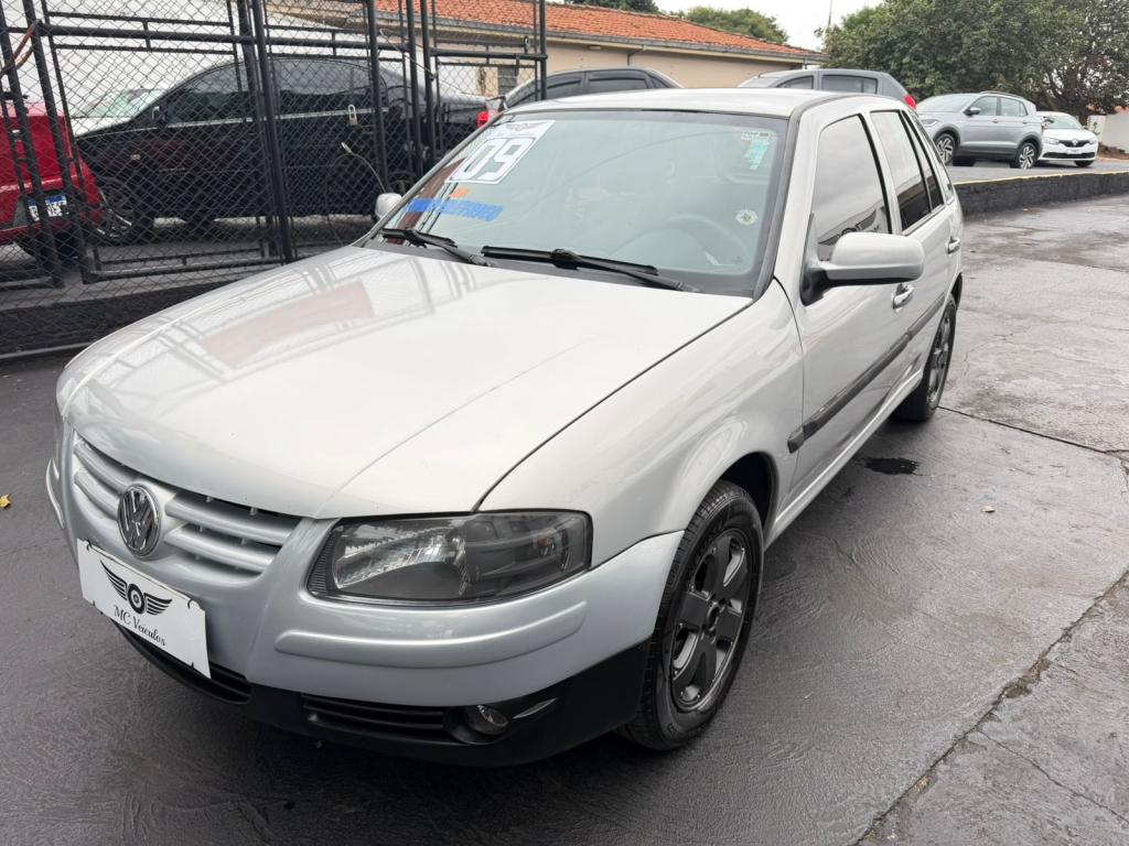 VOLKSWAGEN Gol - Foto