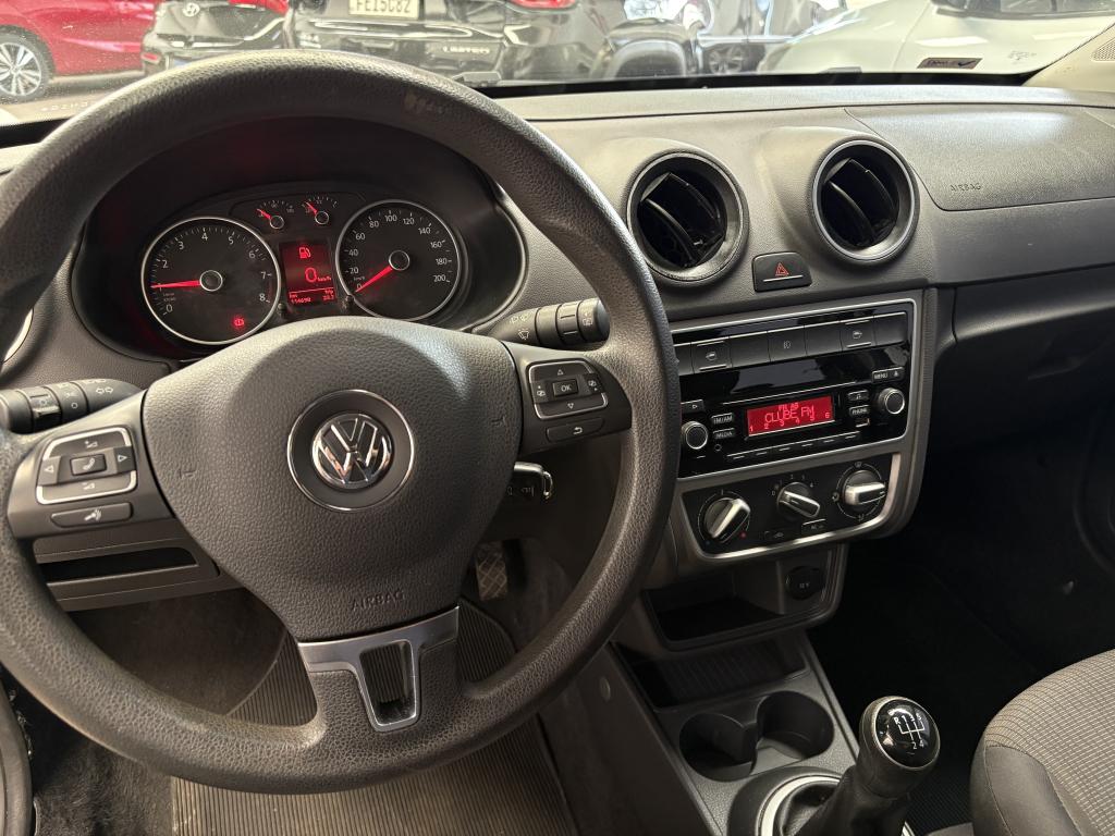 VOLKSWAGEN Gol - Foto