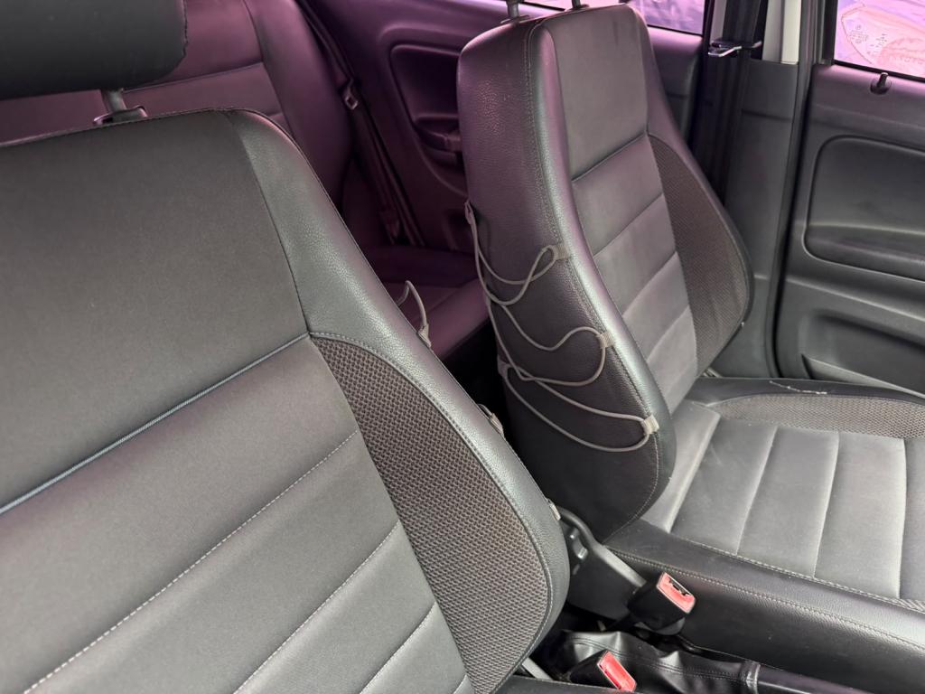VOLKSWAGEN Gol - Foto