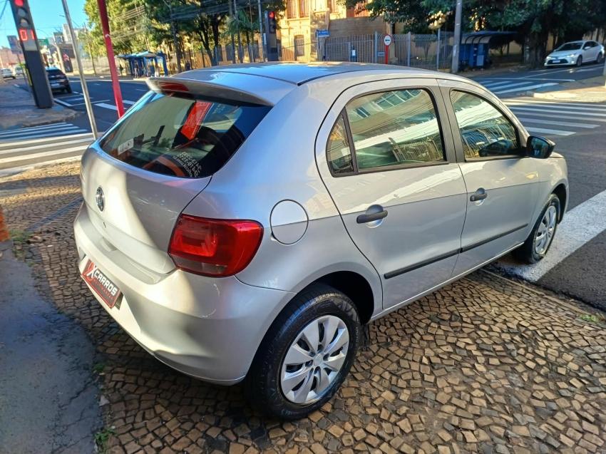 VOLKSWAGEN Gol - Foto