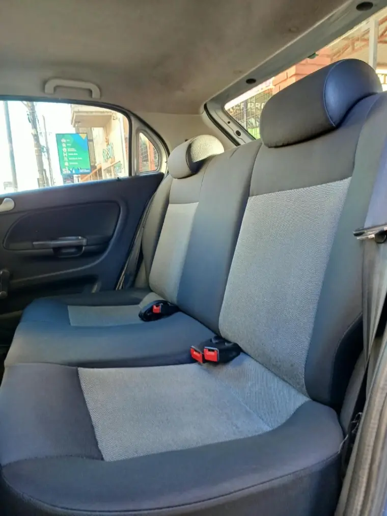 VOLKSWAGEN Gol - Foto