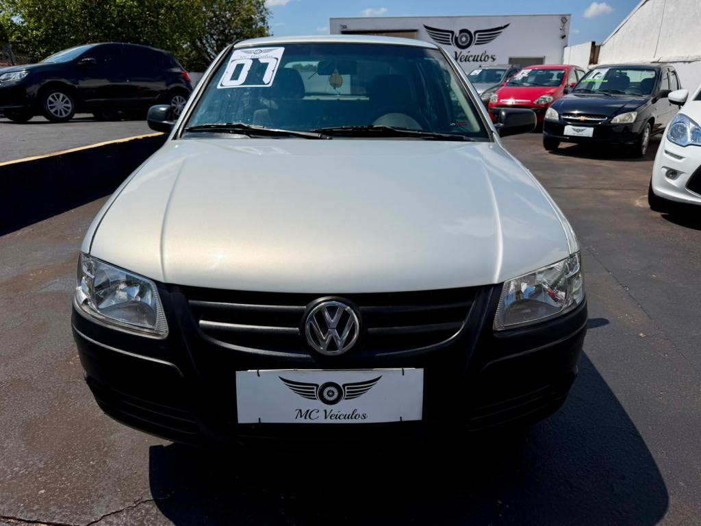 VOLKSWAGEN Gol - Foto