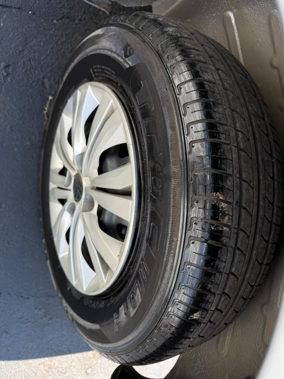 VOLKSWAGEN Gol - Foto