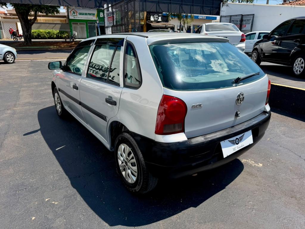 VOLKSWAGEN Gol - Foto