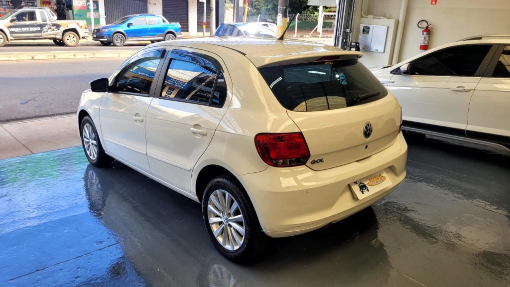 VOLKSWAGEN Gol - Foto