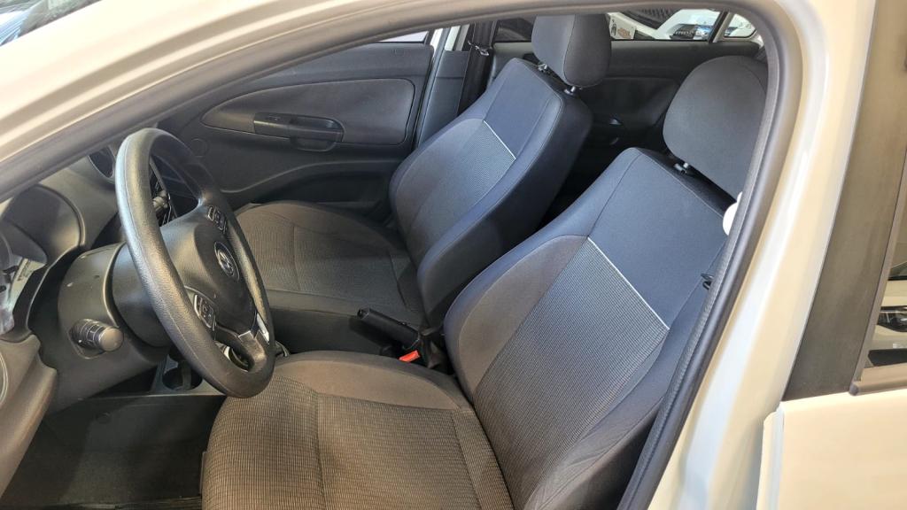 VOLKSWAGEN Gol - Foto