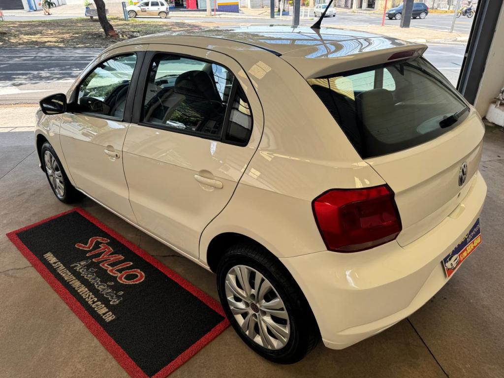VOLKSWAGEN Gol - Foto