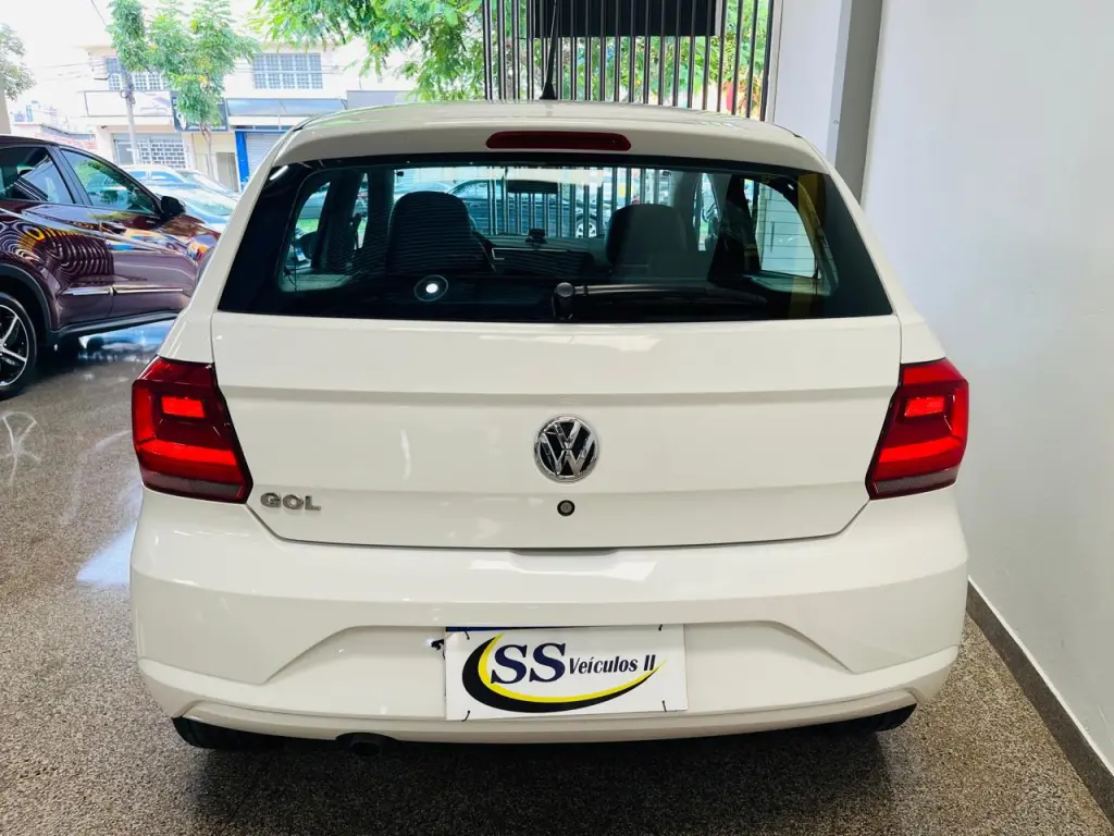 VOLKSWAGEN Gol - Foto